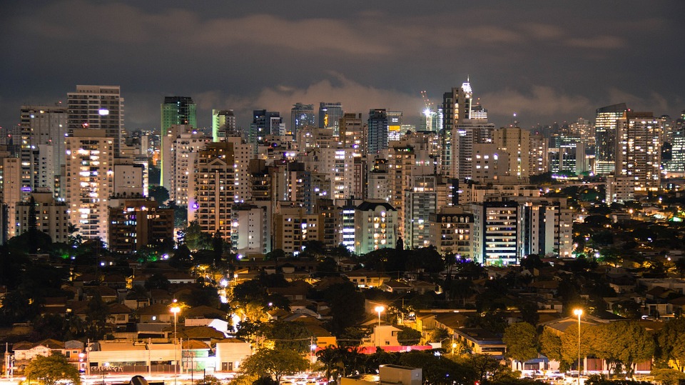the city of sao paulo at night